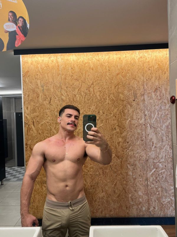 Davi Parker 24