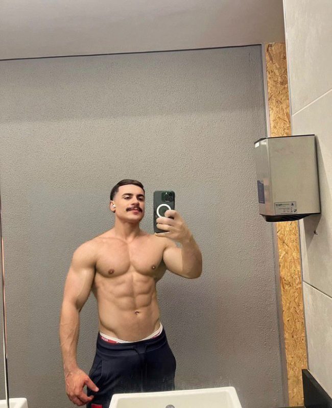 Davi Parker 26