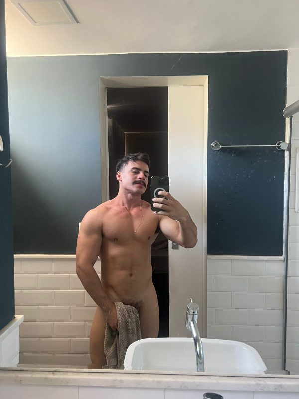 Davi Parker 25