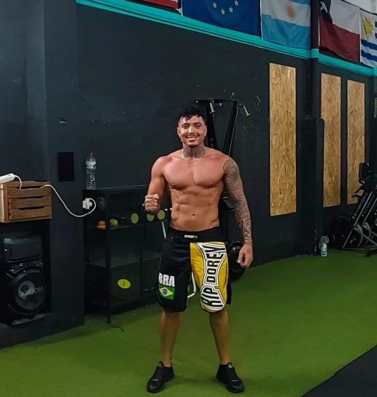 Yago Putão 44
