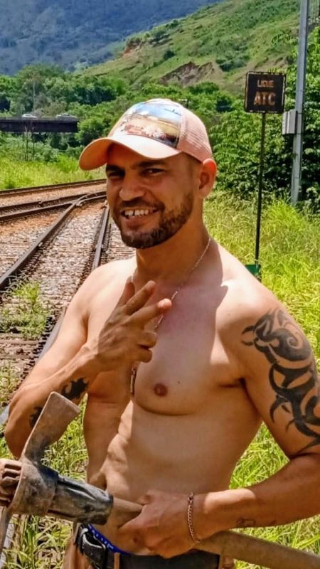 Guy Tavarez 4