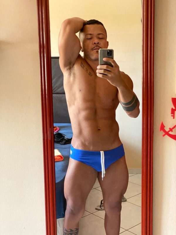 Eduardo Menzorra 5