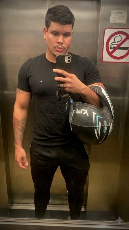 Yago Dezjatos 8