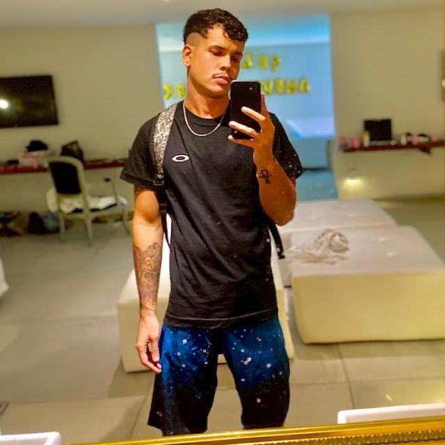 Yago Dezjatos 30
