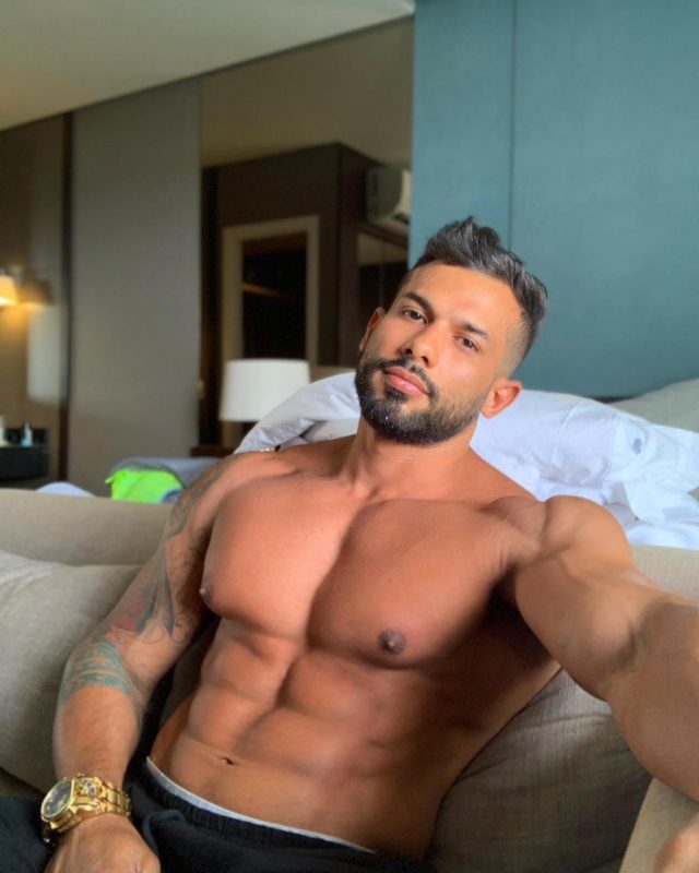 Rodrigo Ferraz 29