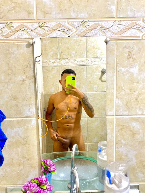 Vanbaste Gomes - Sem Local