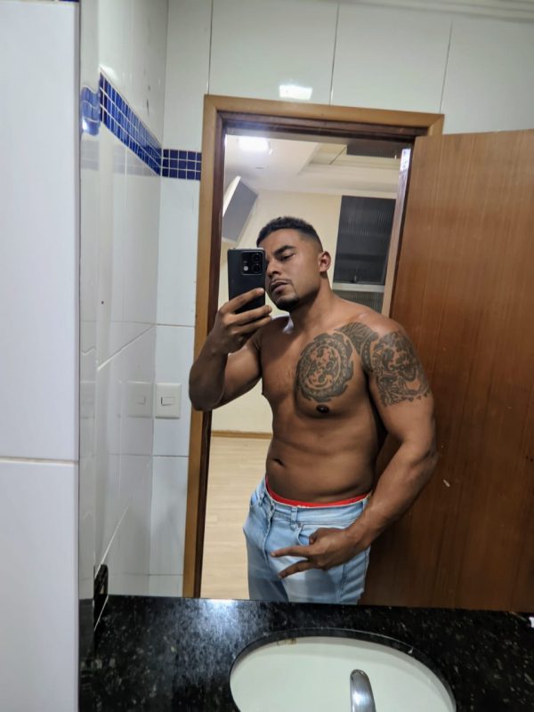 Pierre Castro 13