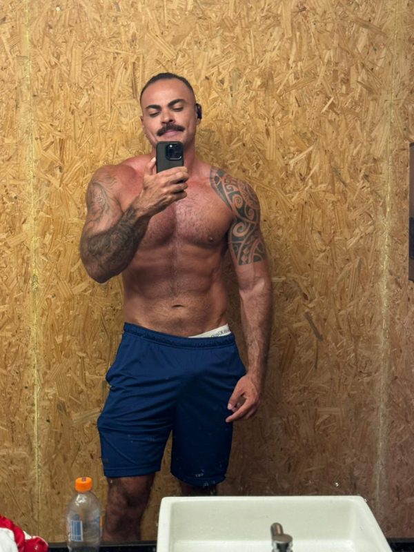 Universitário Dotado 6