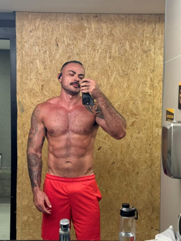 Universitário Dotado 1