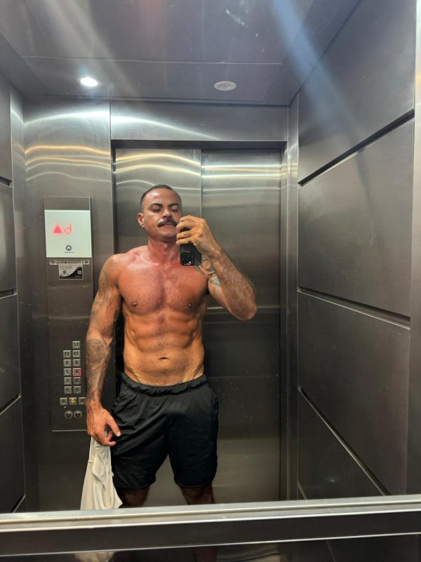 Universitário Dotado 12