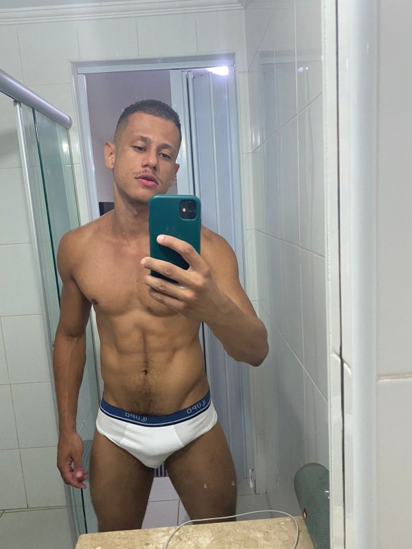 Caio Rodrigues 38