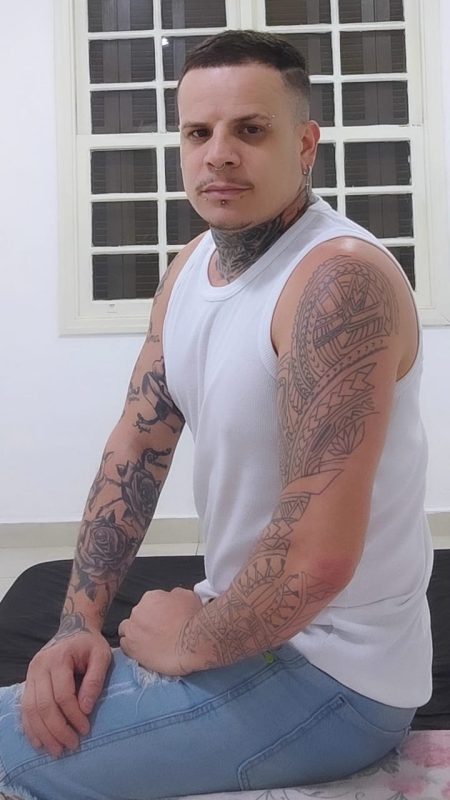 Theo Massagista