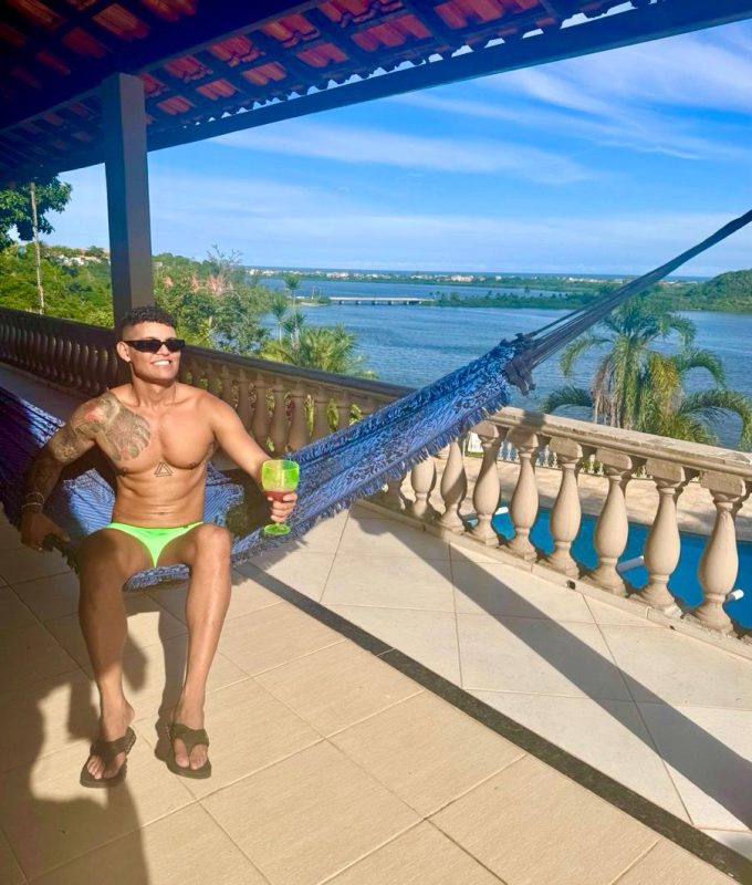 John Carioca 8
