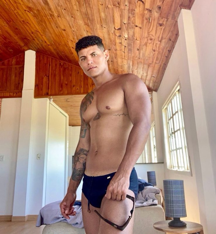John Carioca 7