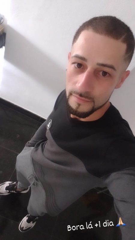 Wizzy Russo 6