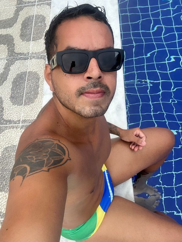 Thiago Melo 4
