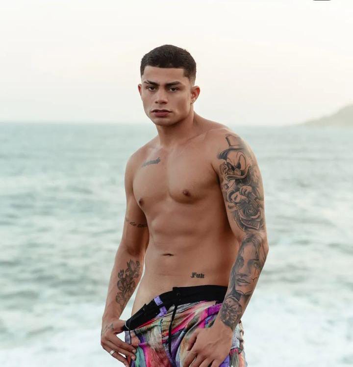 Davi Oliveira 25