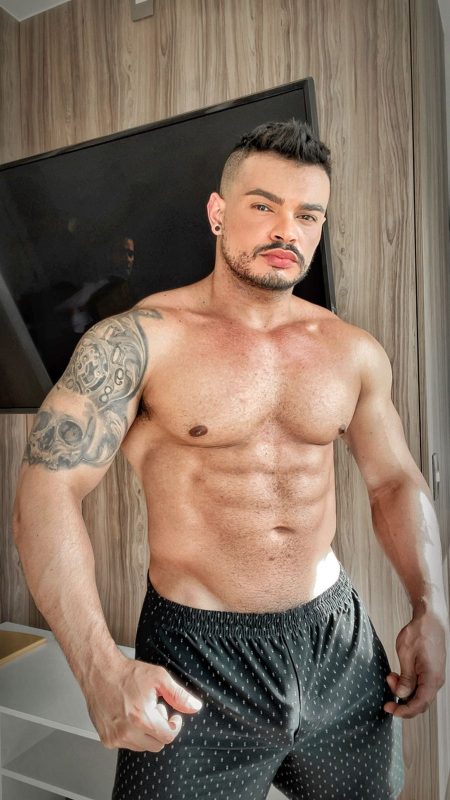 Lucas Ferraz 77