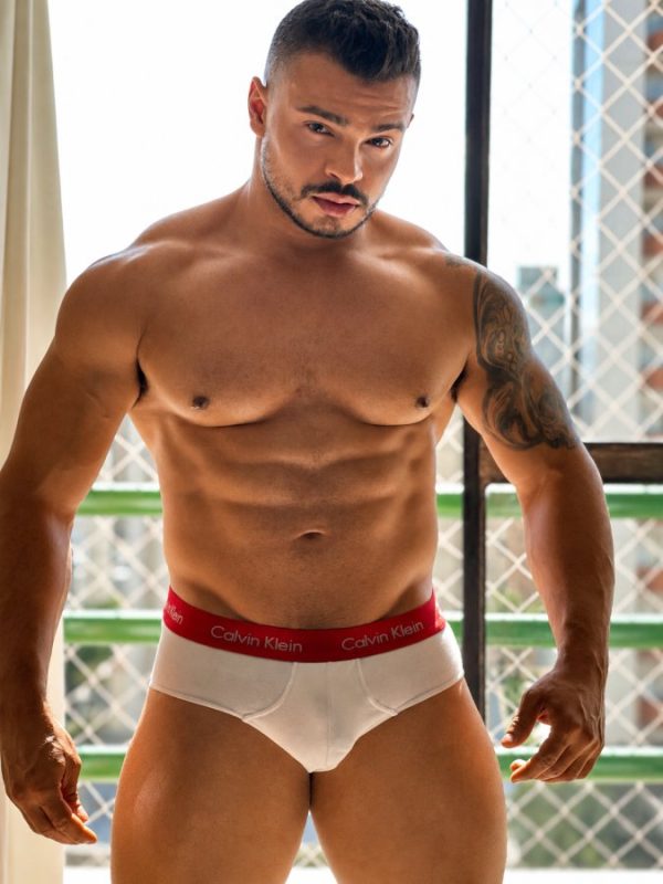 Lucas Ferraz 46