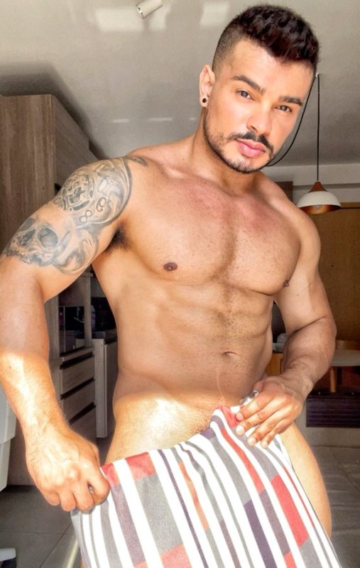 Lucas Ferraz 56