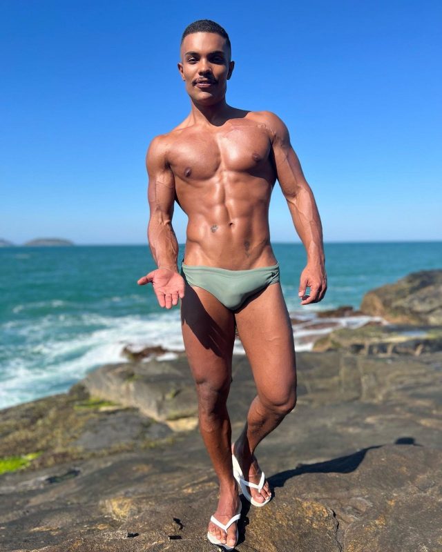 Ravi Caetano 13