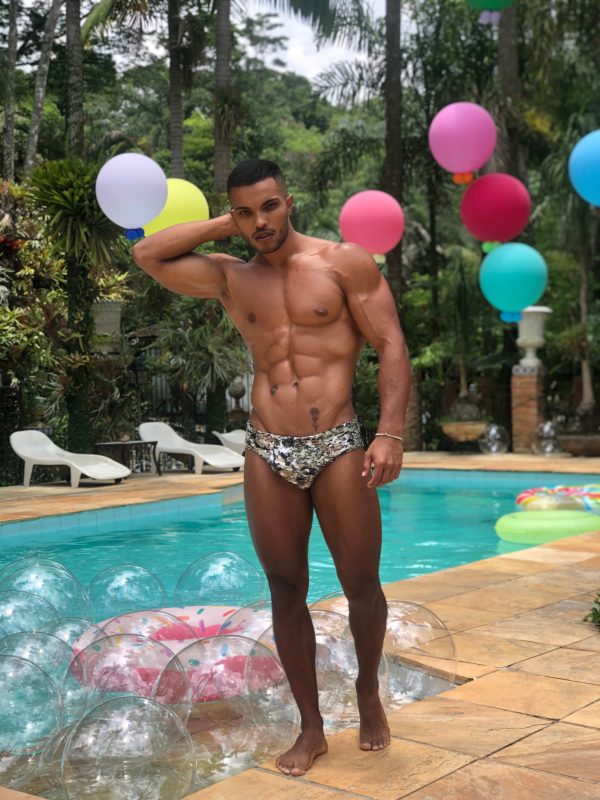 Ravi Caetano 29
