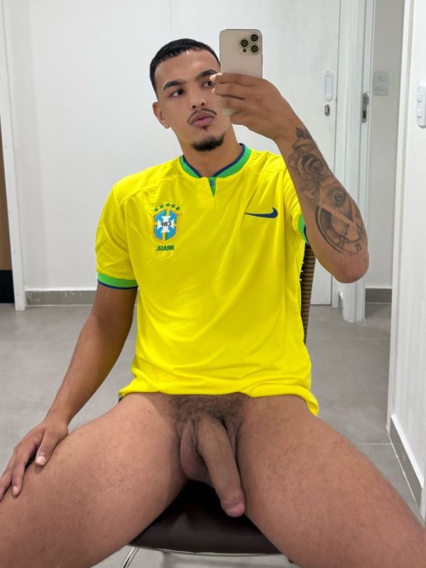 Yuri Castro 9