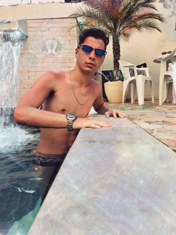 Renan Lovatelly - Sem Local 16