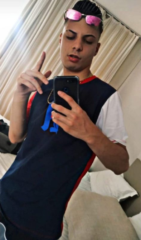 Renan Lovatelly - Sem Local 12