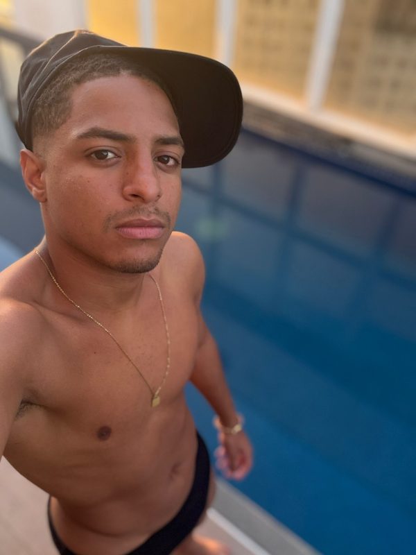 Hugo Carioca 9