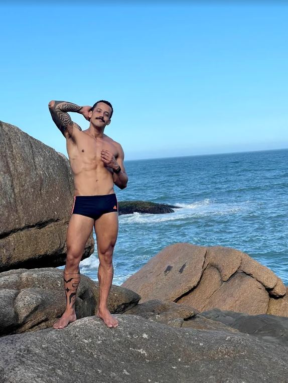 Pedro Surf 3