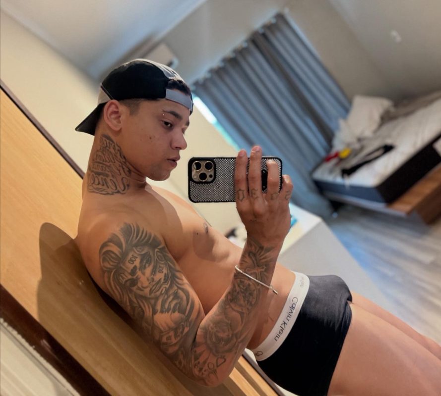 Alex Dotado 33