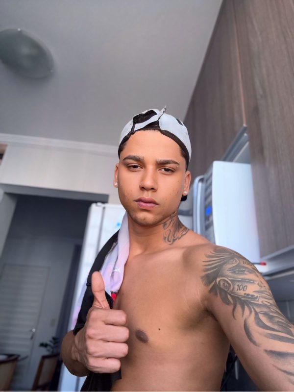Alex Dotado 23
