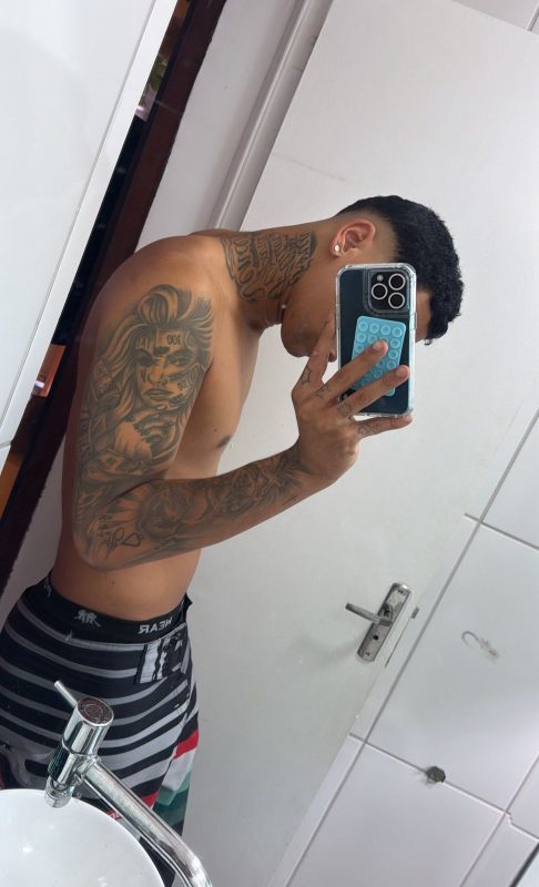 Alex Dotado 37