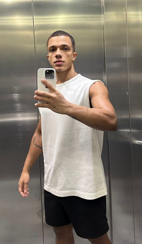 Igor Moura 22