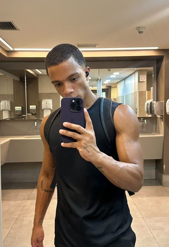 Igor Moura 25