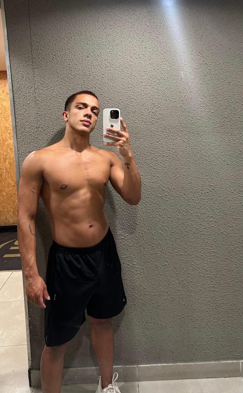 Igor Moura 27