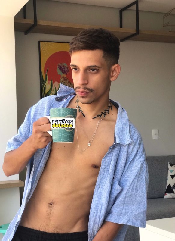 Rafael Karvassi 18
