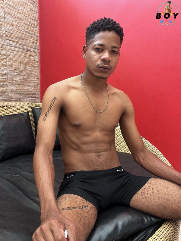 Lucas Boy 22cm - Sem Local 24