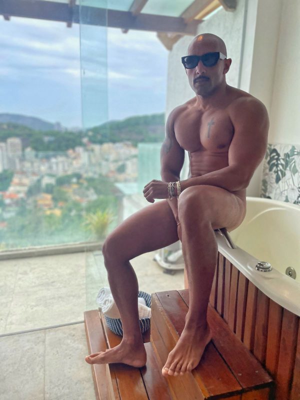 Carlos Moreno 10