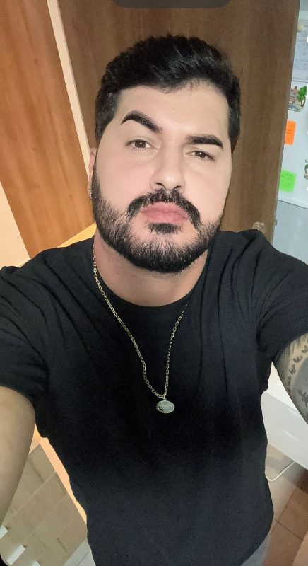 Mr Oliver 25