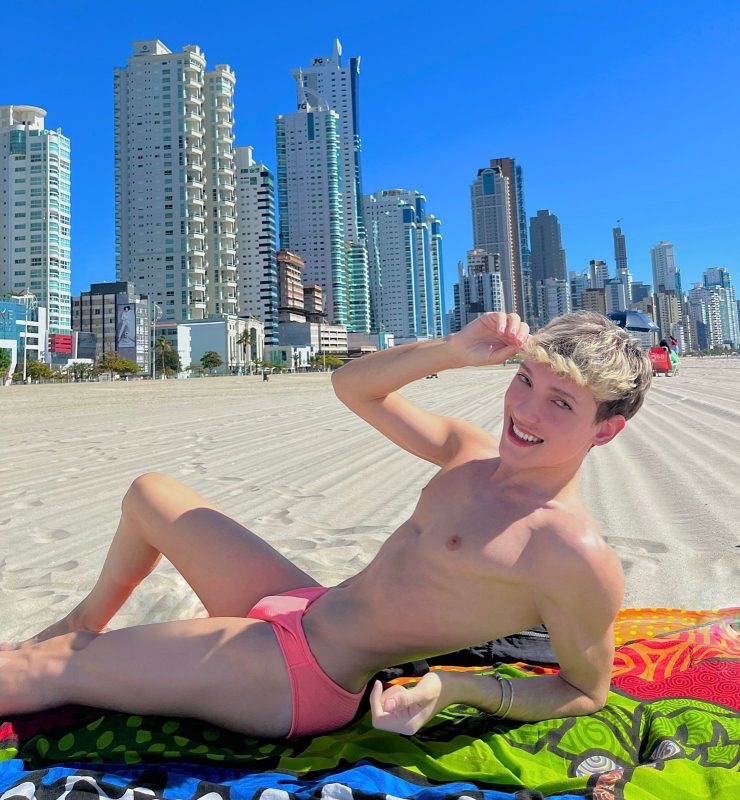Henrique Novinho 44