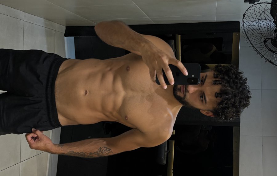 Vinicius Holan 24