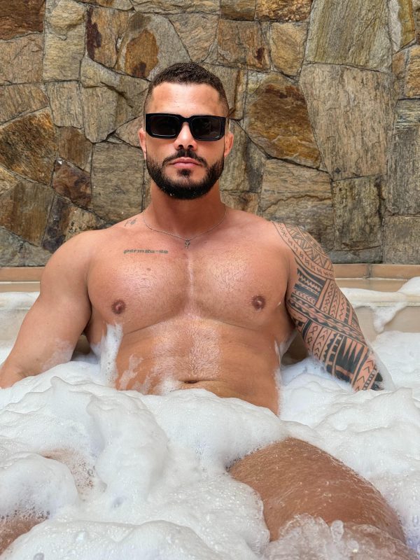 Arthur Brandão 11