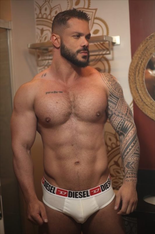 Arthur Brandão 1