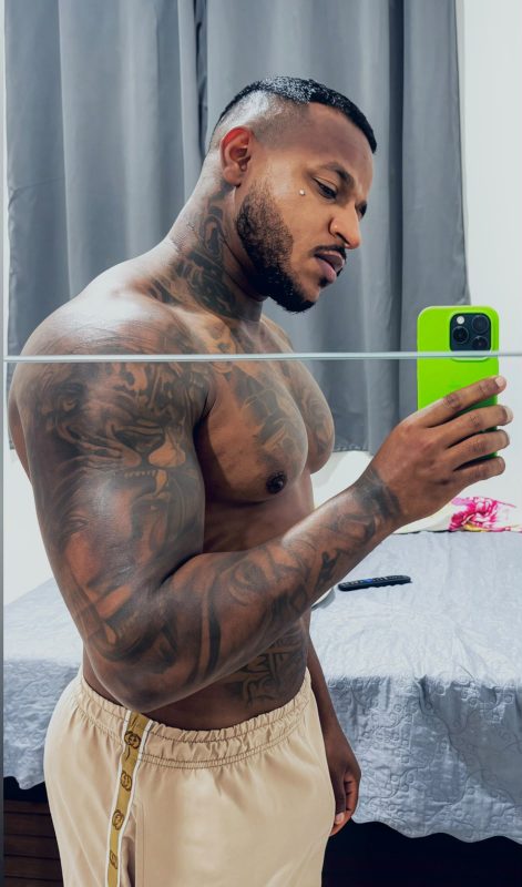 Moreno Tatuado 24cm 1