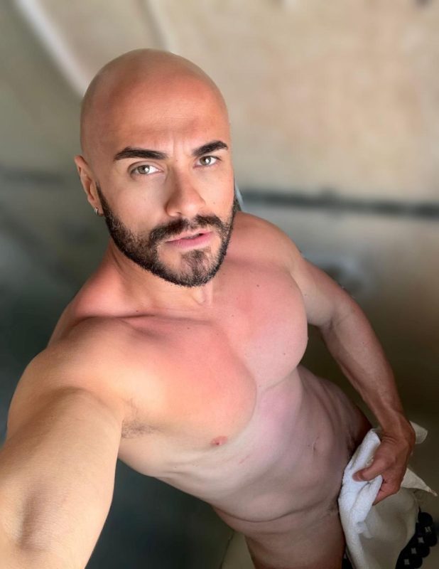 Léo Massagista 39