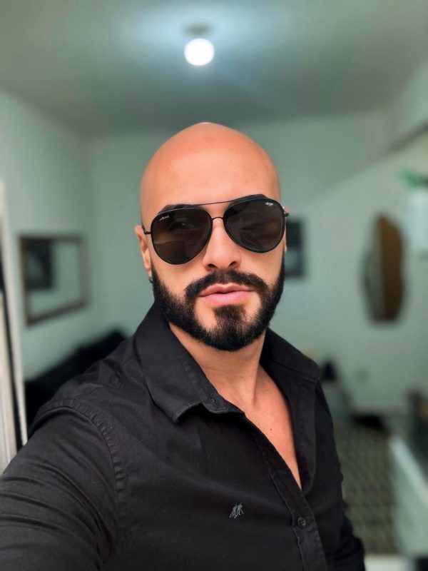 Léo Massagista 21