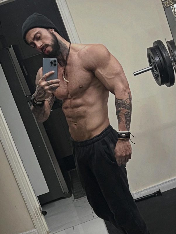 Alex Massoterapeuta 38