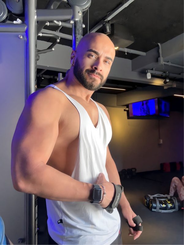 Léo Massagista 37